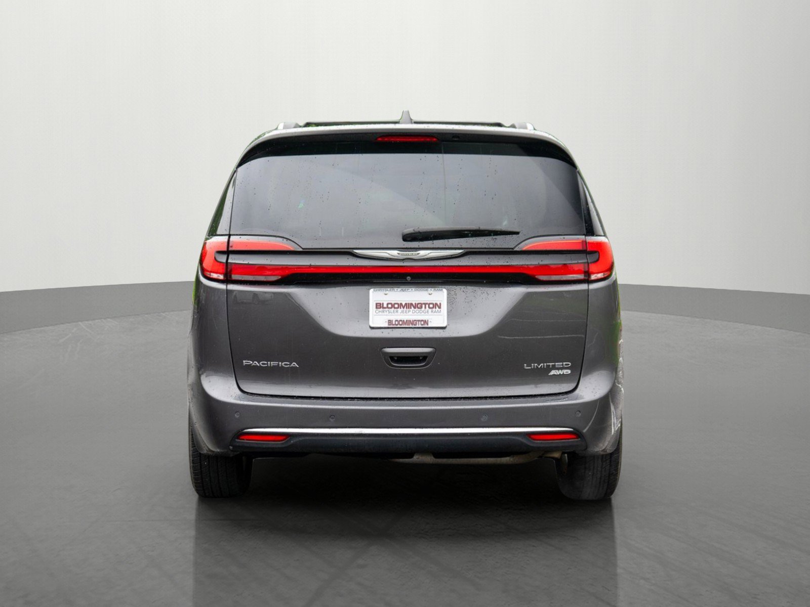Used 2021 Chrysler Pacifica Limited w/ Premium & Safety Sphere Group AWD/4WD image 6