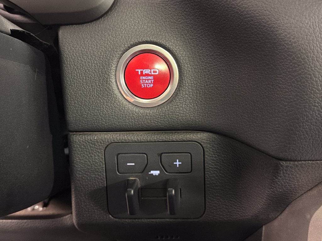 Used 2022 Toyota Tundra Limited w/ TRD Off-Road Package AWD/4WD image 44