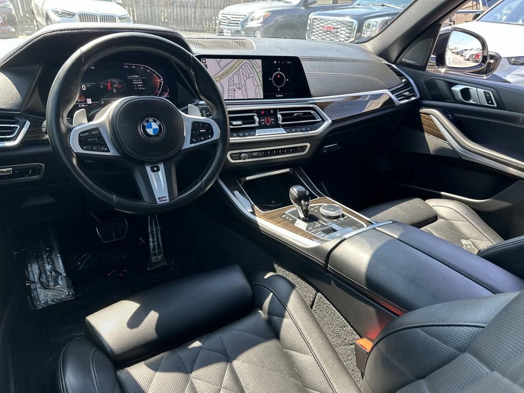 Used 2023 BMW X5 xDrive40i w/ M Sport Package AWD/4WD image 11