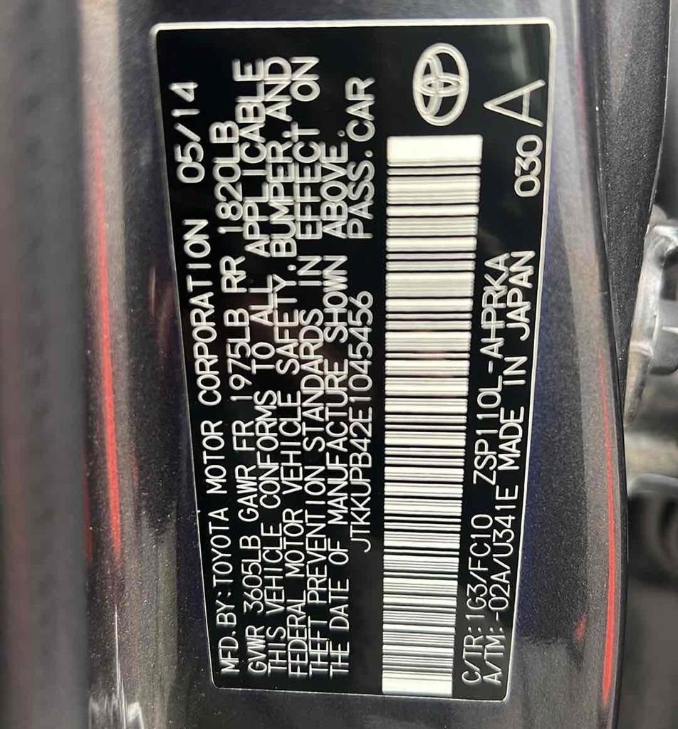 Used 2014 Scion xD image 8