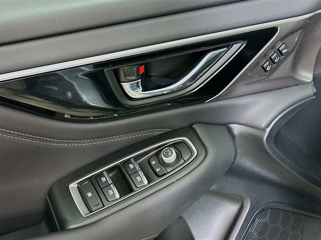 Used 2023 Subaru Outback Limited image 21