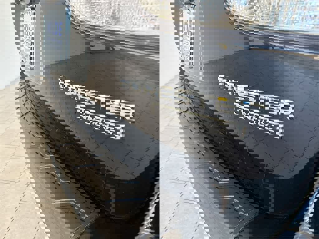 Used 2022 Subaru Forester Touring w/ Popular Package #3 image 7