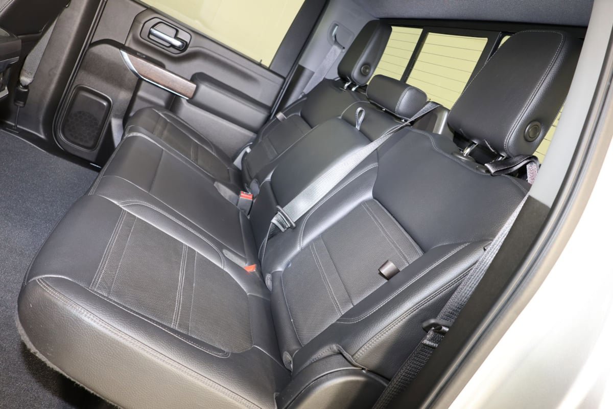 Used 2022 GMC Sierra 2500 Denali w/ Denali Ultimate Package AWD/4WD image 11