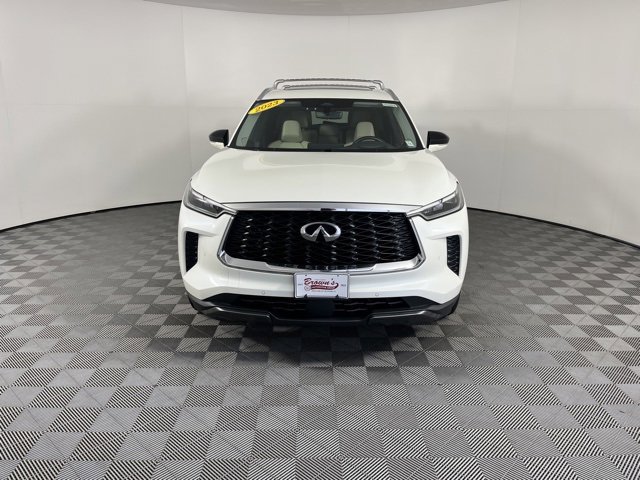 Used 2023 INFINITI QX60 Sensory w/ Vision Package image 2