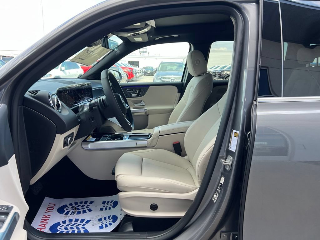 New 2026 Mercedes-Benz GLB 250 4MATIC image 10