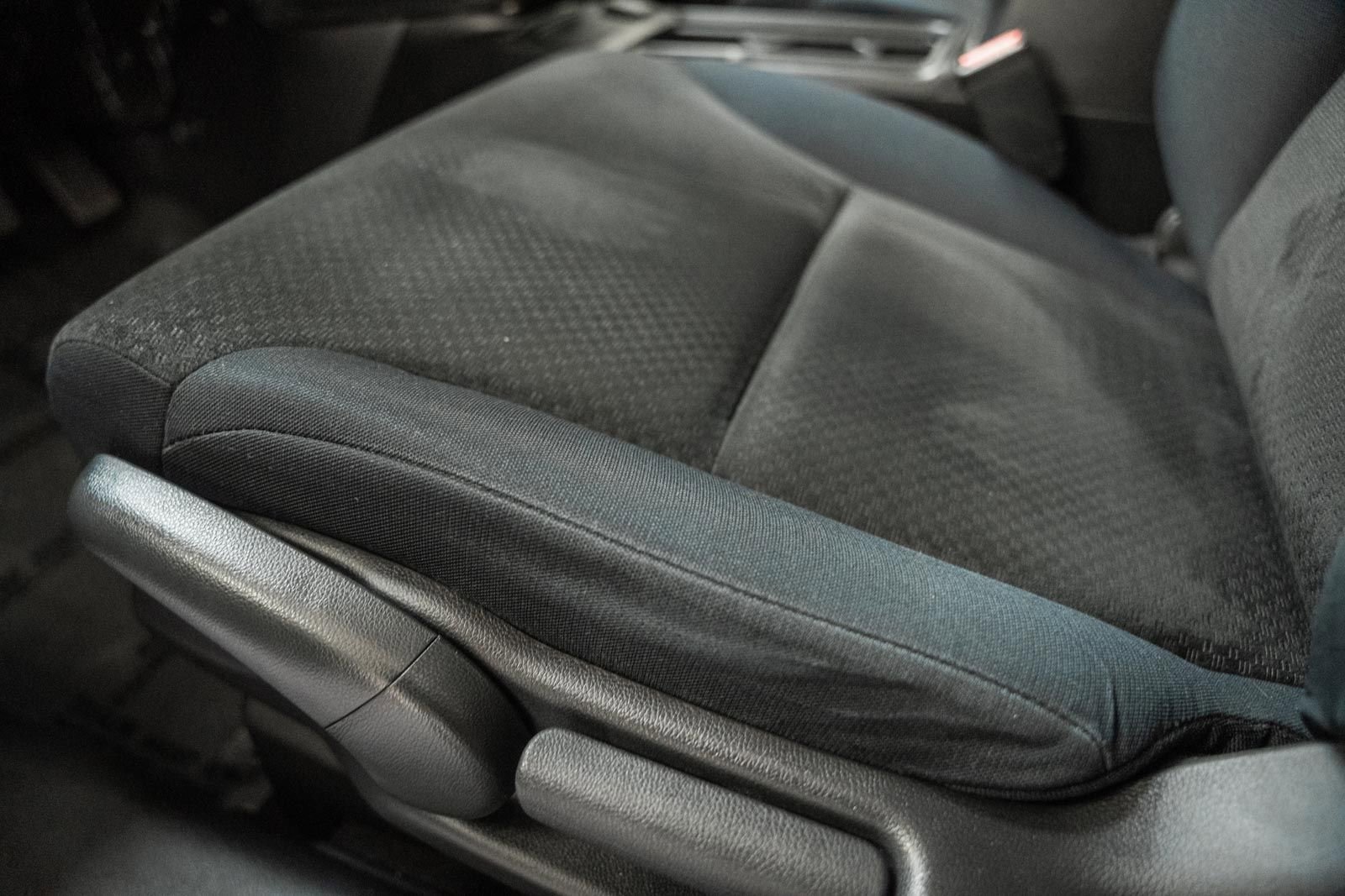 Used 2015 Honda CR-V LX image 35