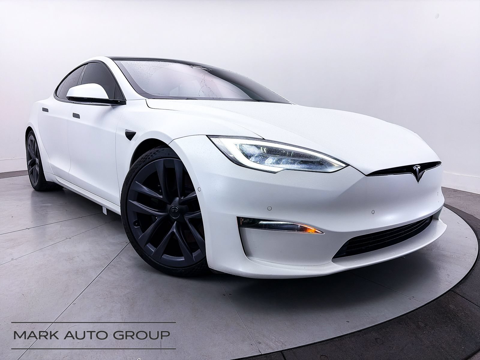 Used 2021 Tesla Model S Plaid AWD/4WD video 1