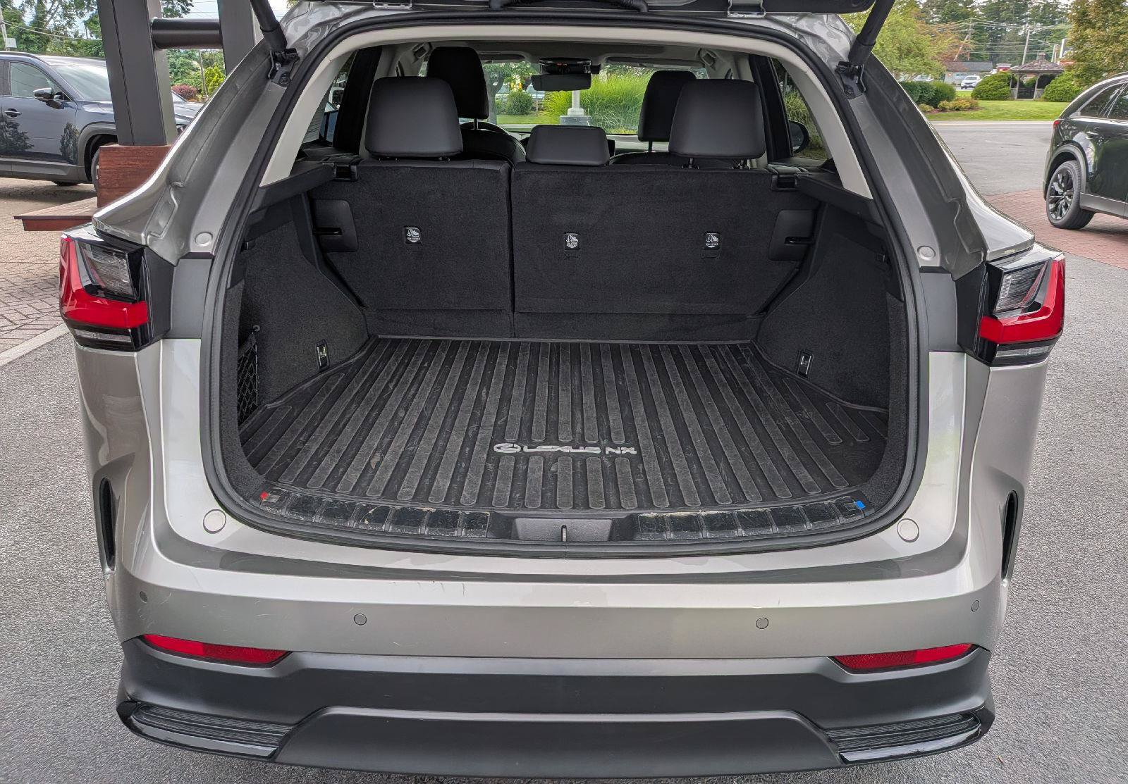 Used 2024 Lexus NX 350 AWD image 9