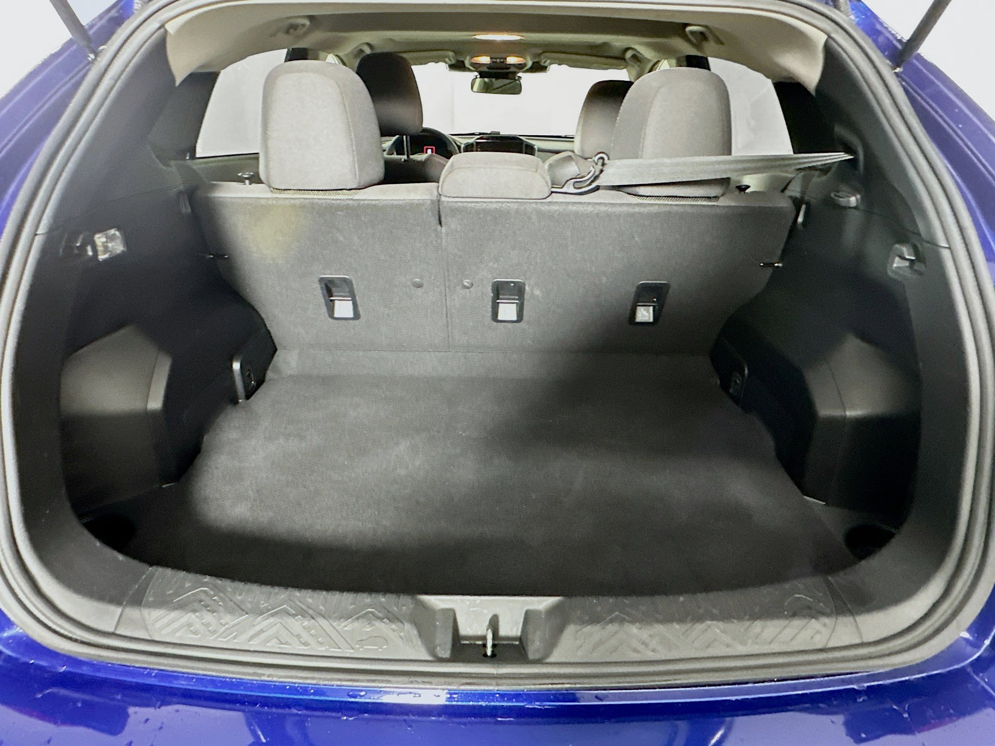 Used 2024 Subaru Crosstrek 2.0i Premium image 27