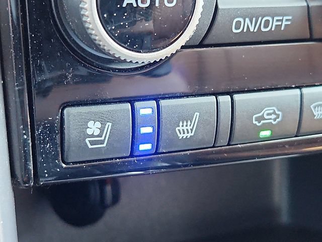 Used 2022 Subaru Ascent Touring AWD/4WD image 28