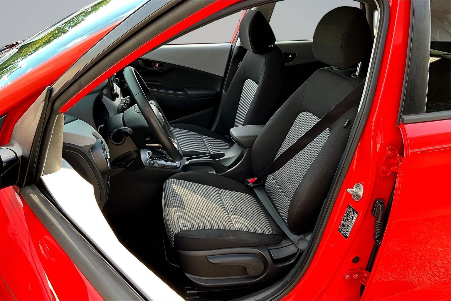 Used 2019 Hyundai Kona SEL FWD image 18
