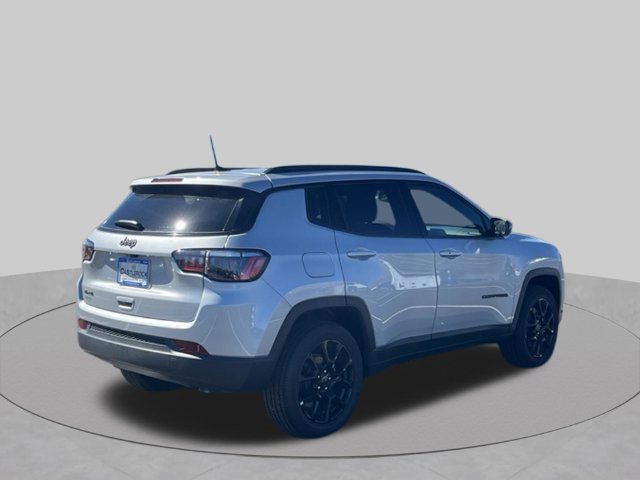 New 2026 Jeep Compass Latitude AWD/4WD image 5