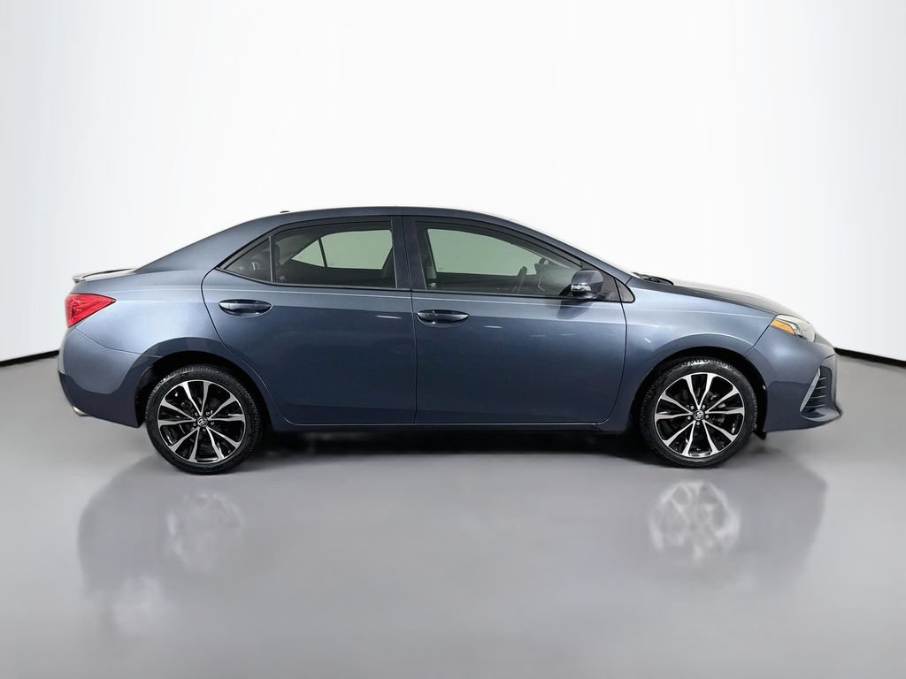 Certified 2017 Toyota Corolla XSE FWD image 4