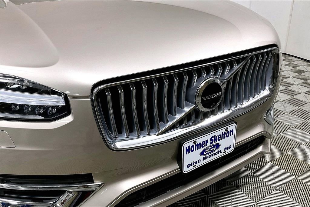 Used 2024 Volvo XC90 B6 Plus w/ Protection Package image 31