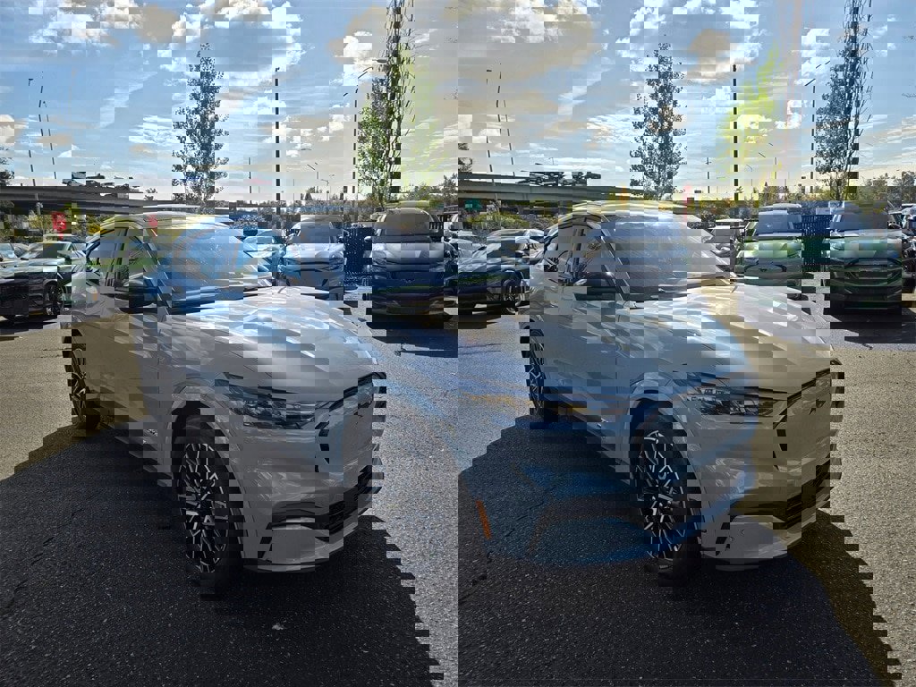 New 2025 Ford Mustang Mach-E Premium image 3