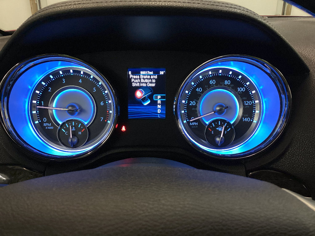 Used 2013 Chrysler 300 C w/ Light Group image 21