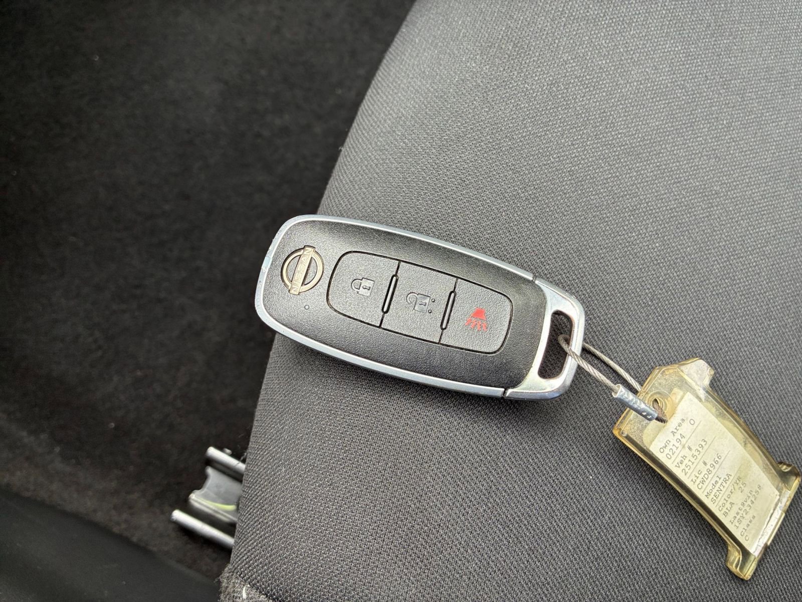 Used 2025 Nissan Sentra SV FWD image 21