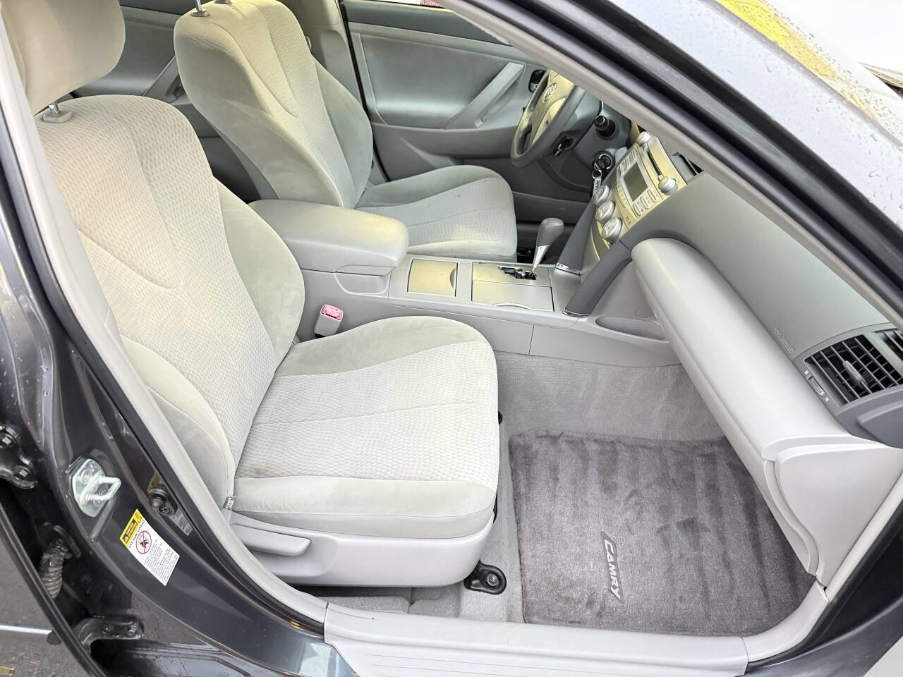 Used 2011 Toyota Camry LE w/ LE Extra-Value Pkg image 25