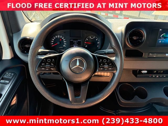 Used 2020 Mercedes-Benz Sprinter 1500 w/ Driver Convenience Package image 24