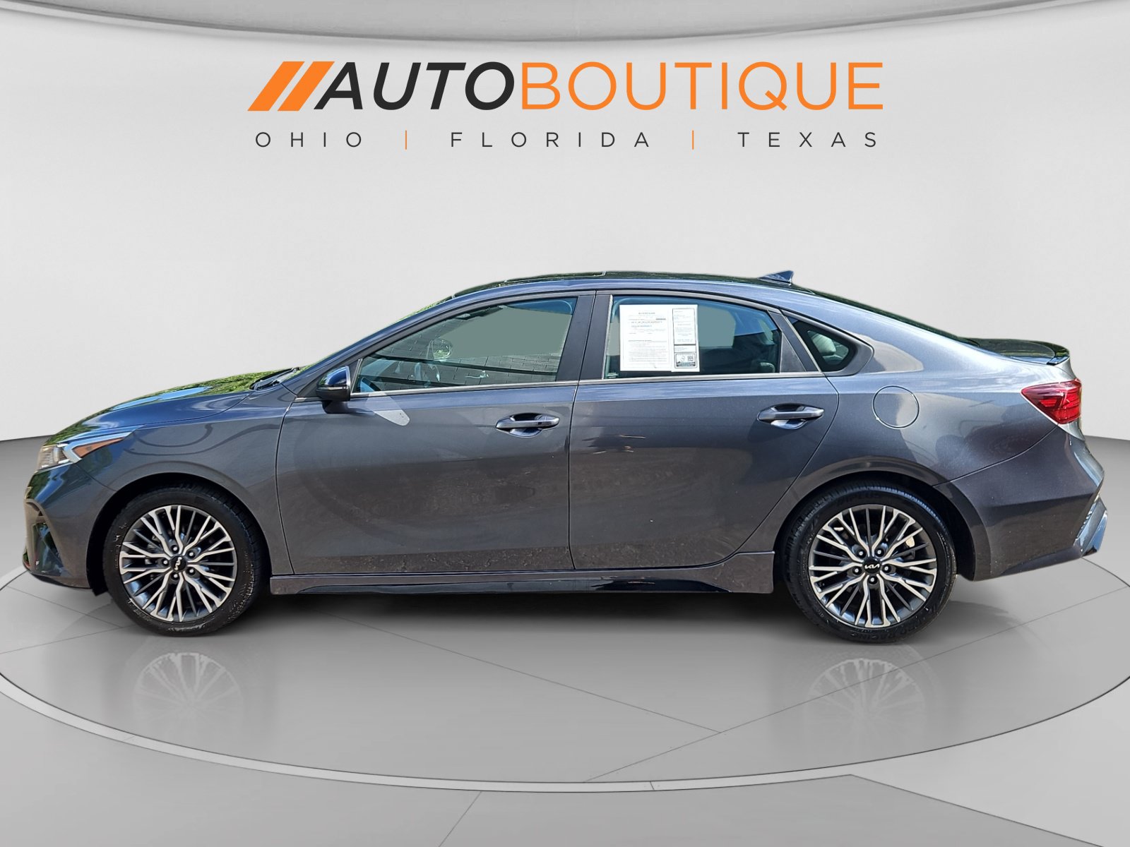 Used 2024 Kia Forte GT-Line w/ GT-Line Premium Package FWD image 2