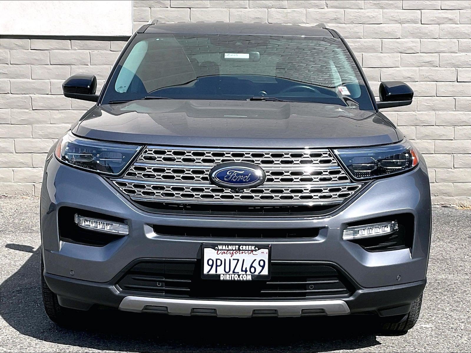 Used 2023 Ford Explorer Limited RWD image 2
