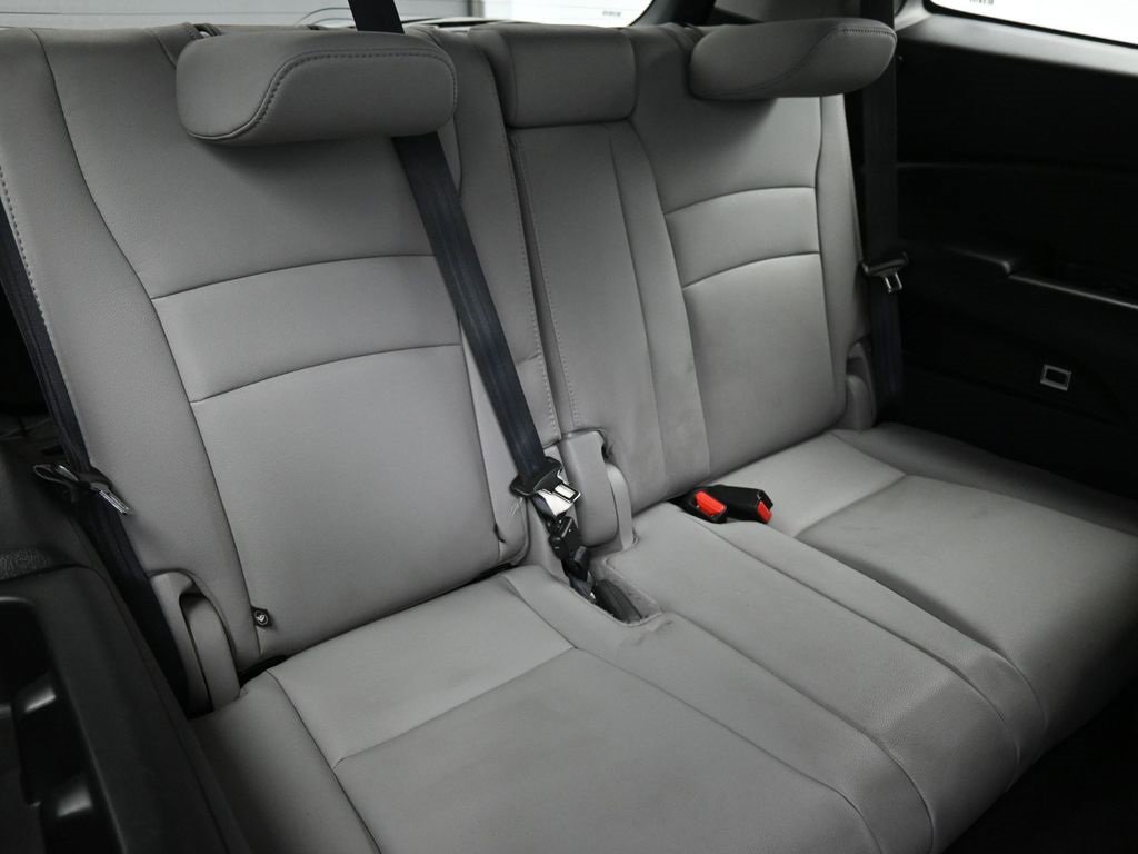 Certified 2022 Honda Pilot Touring image 26