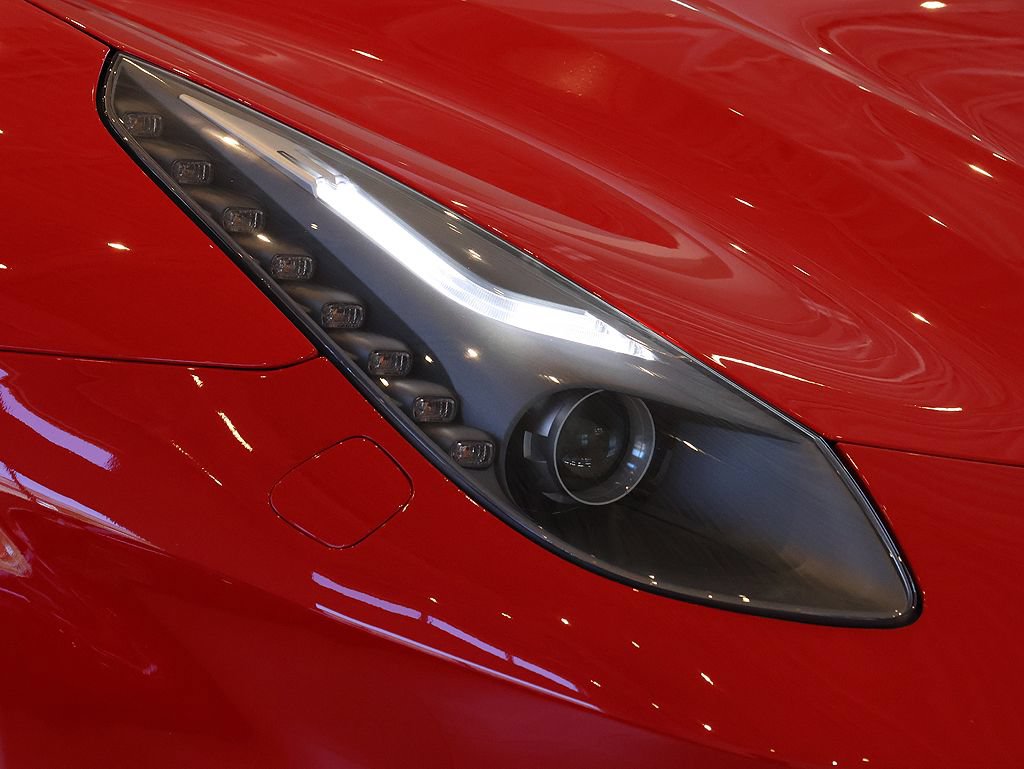 Certified 2014 Ferrari F12 Berlinetta RWD image 13