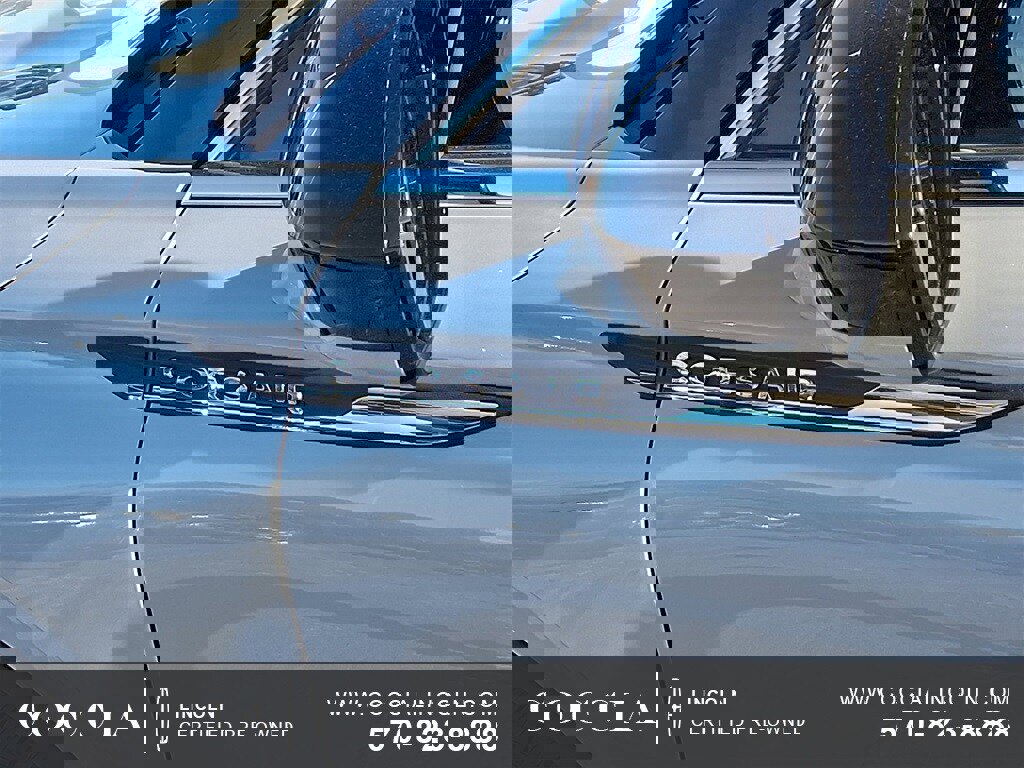 Certified 2022 Lincoln Corsair AWD w/ Equipment Group 101A image 30