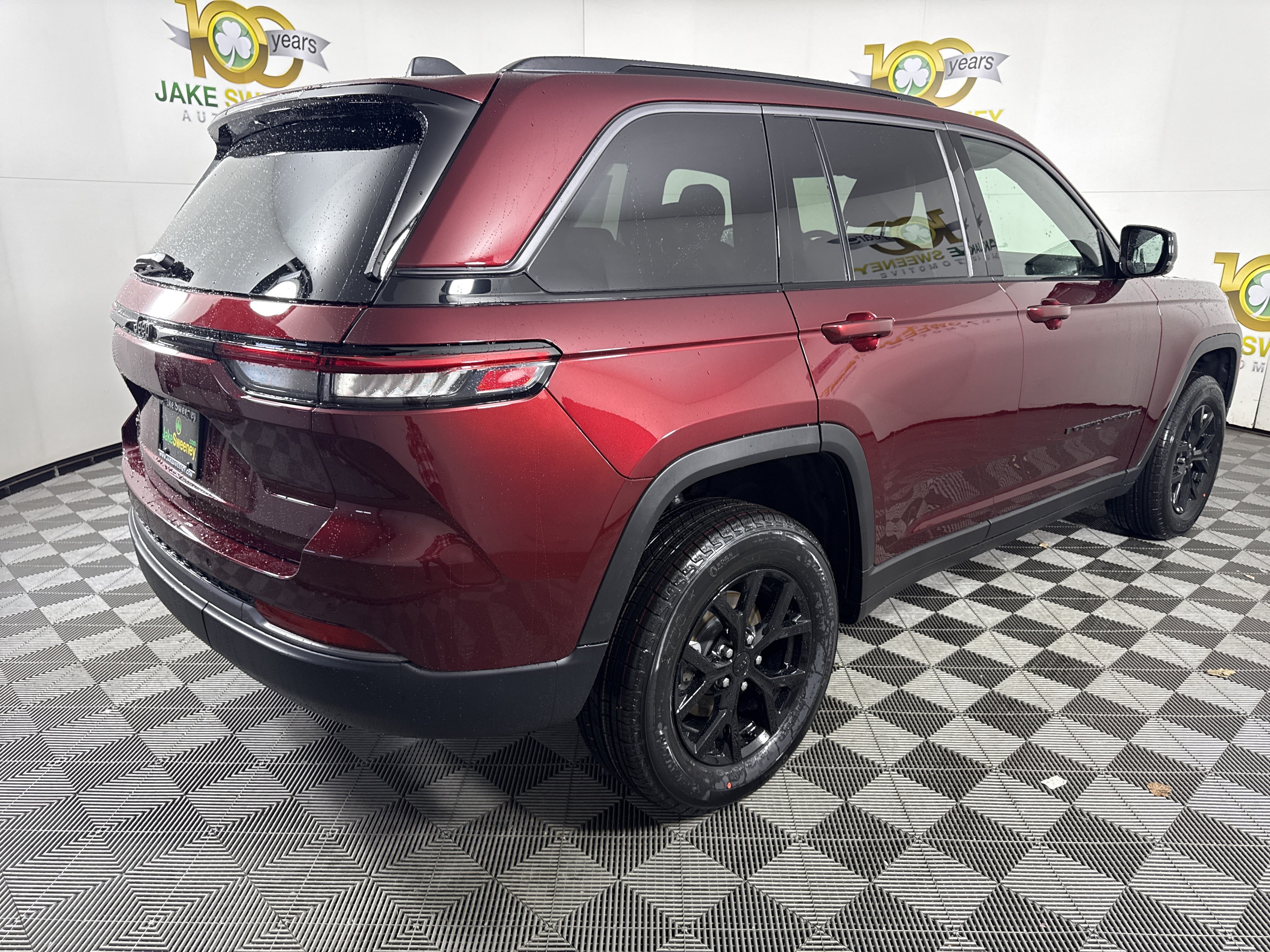 New 2026 Jeep Grand Cherokee 4WD image 10