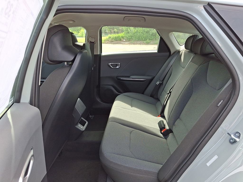 New 2026 Kia K4 FWD image 5