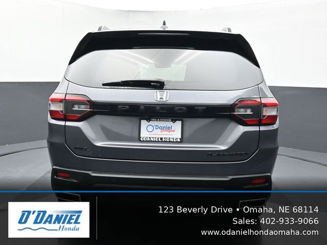 Used 2025 Honda Pilot Black Edition image 5