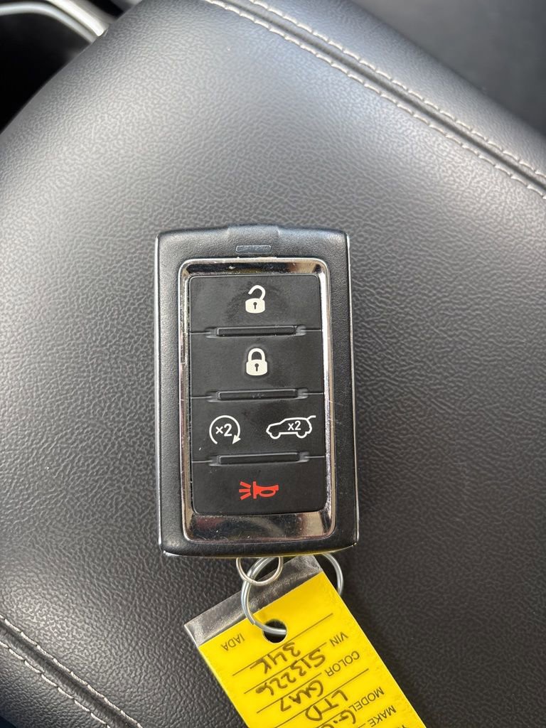 Used 2022 Jeep Grand Cherokee L Limited image 35