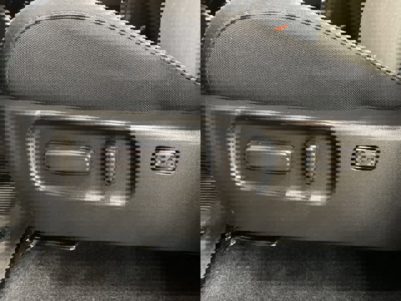 Used 2023 Toyota Tacoma TRD Off-Road image 14