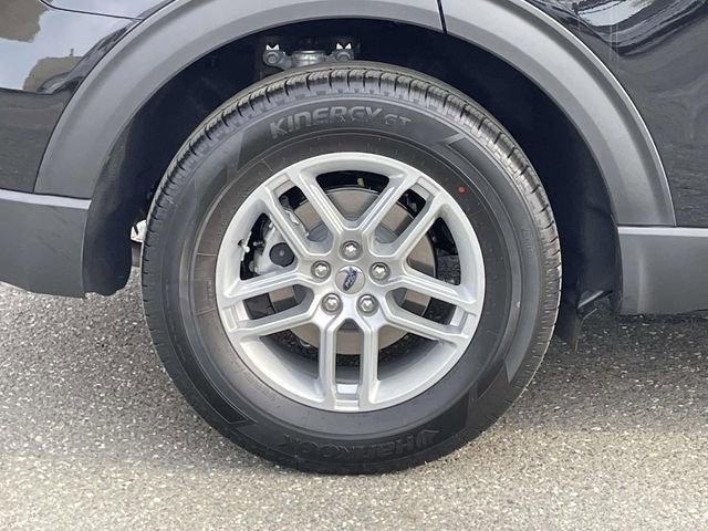 New 2026 Ford Explorer Active image 7