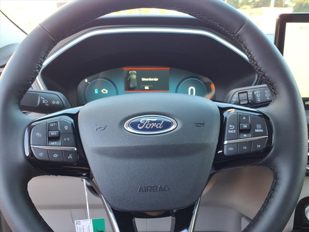 New 2026 Ford Escape SE image 20