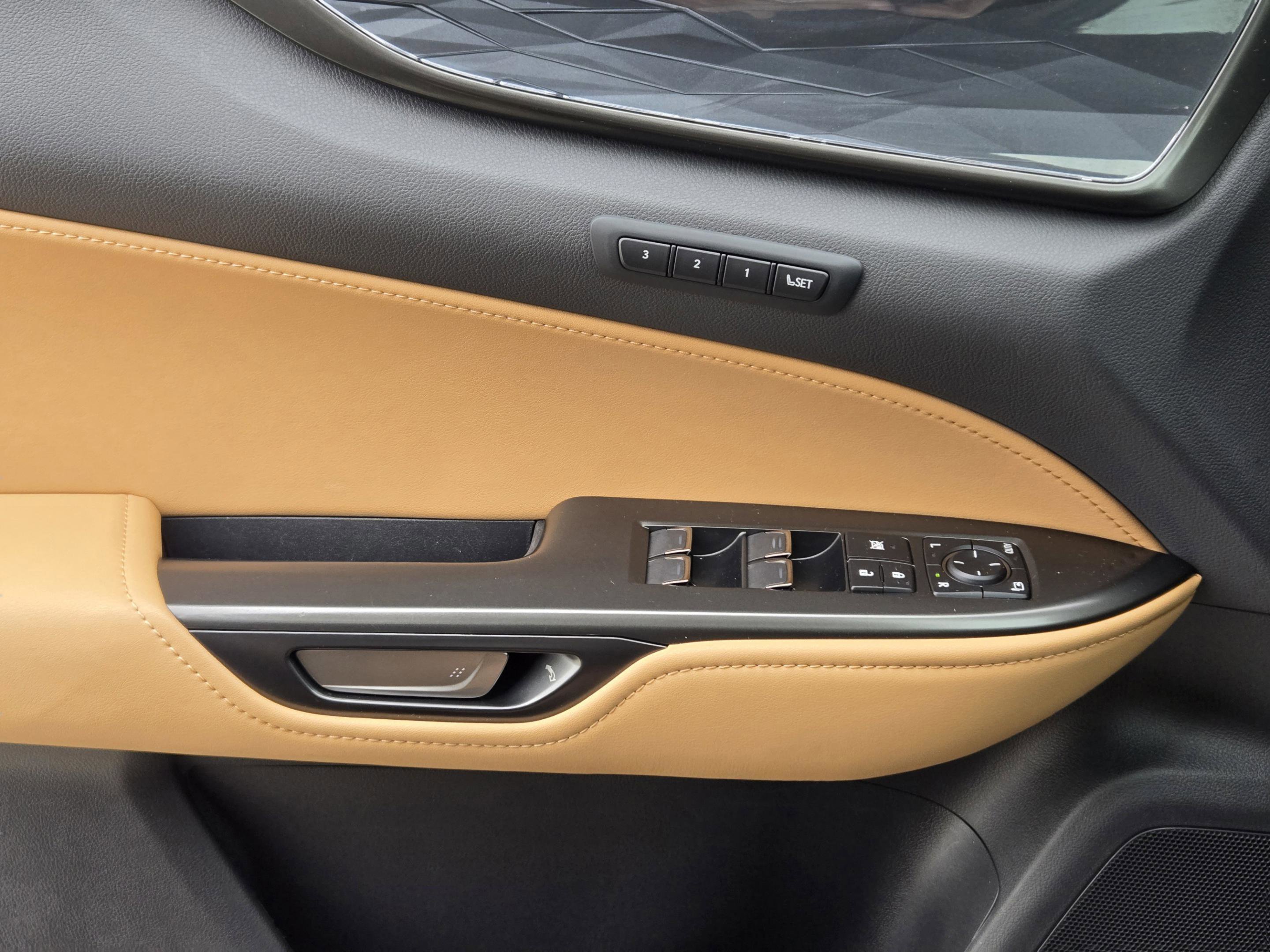 Used 2024 Lexus NX 250 FWD image 15