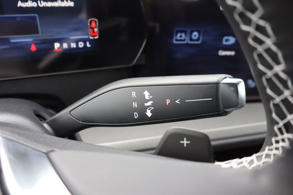 New 2026 Chevrolet Traverse LT image 9