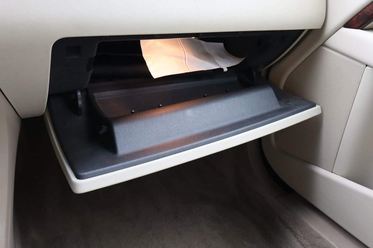 Used 2011 Volvo XC70 T6 image 37