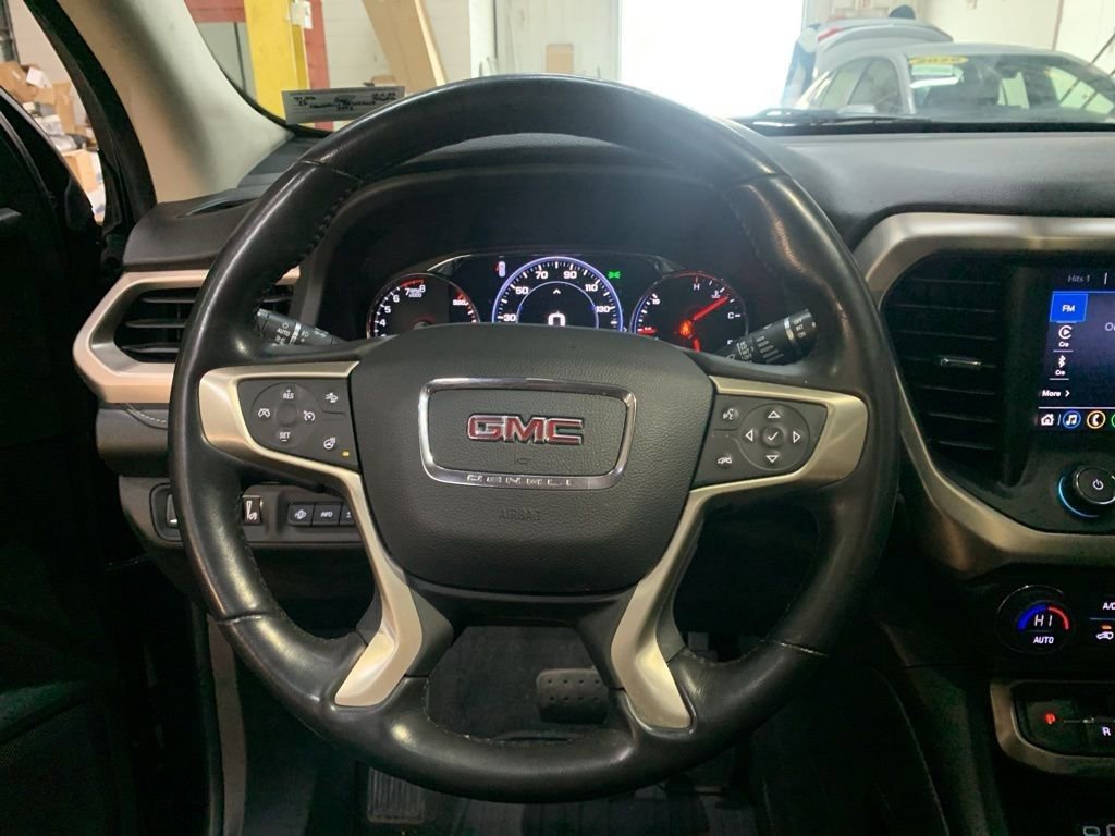 Used 2022 GMC Acadia Denali image 25