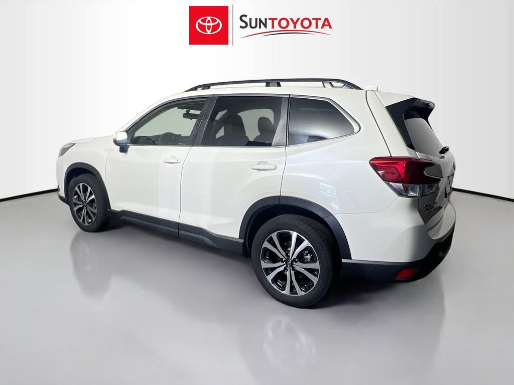 Used 2023 Subaru Forester Limited AWD/4WD image 6
