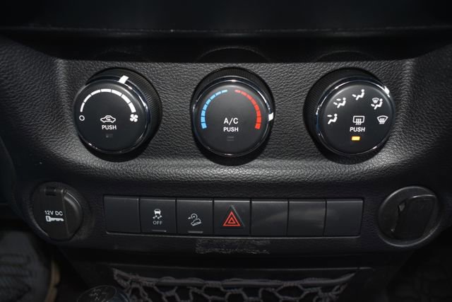 Used 2015 Jeep Wrangler Unlimited Sport image 22