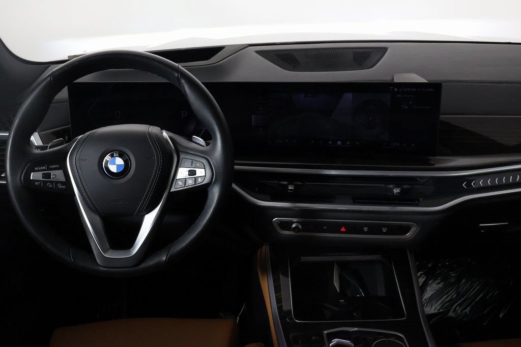 Used 2024 BMW X5 sDrive40i w/ Premium Package RWD image 8