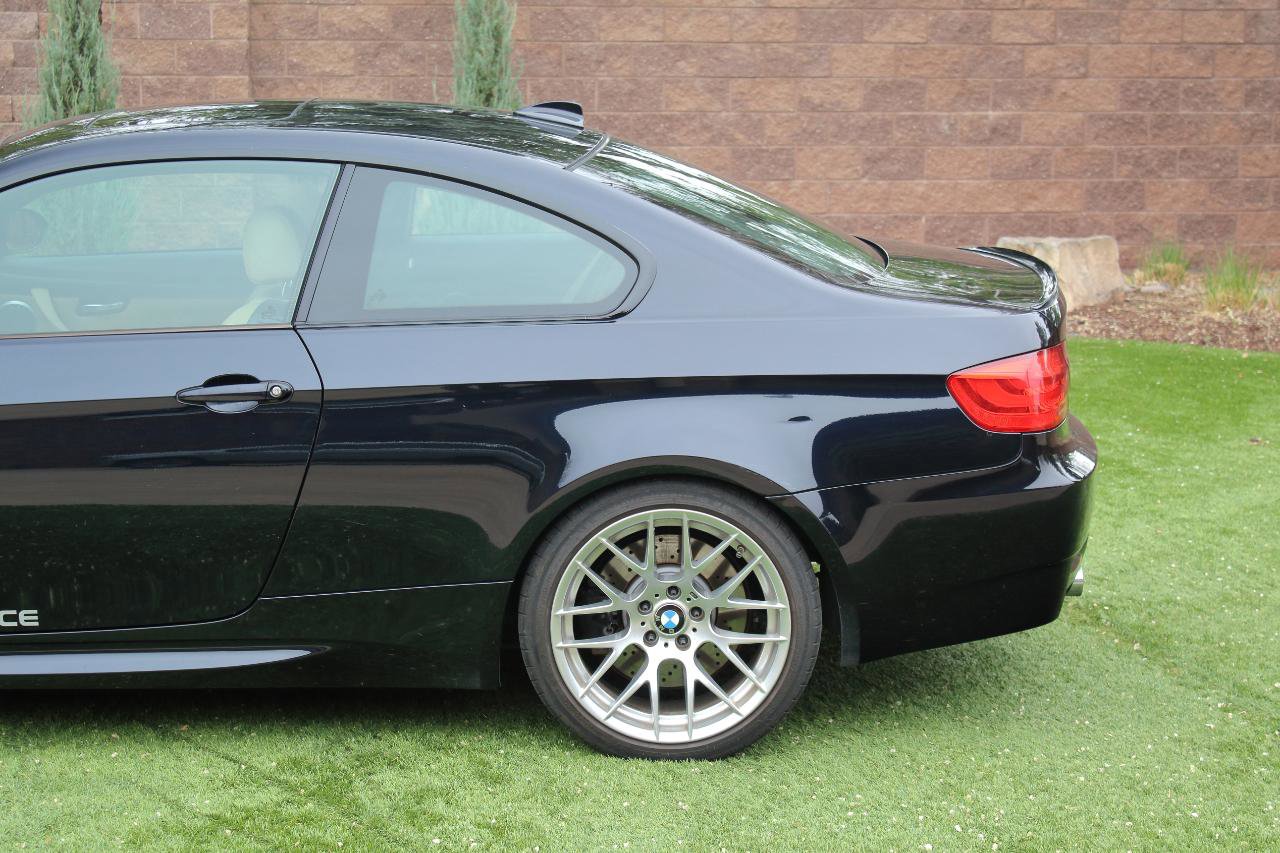 Used 2011 BMW M3 Coupe RWD image 30