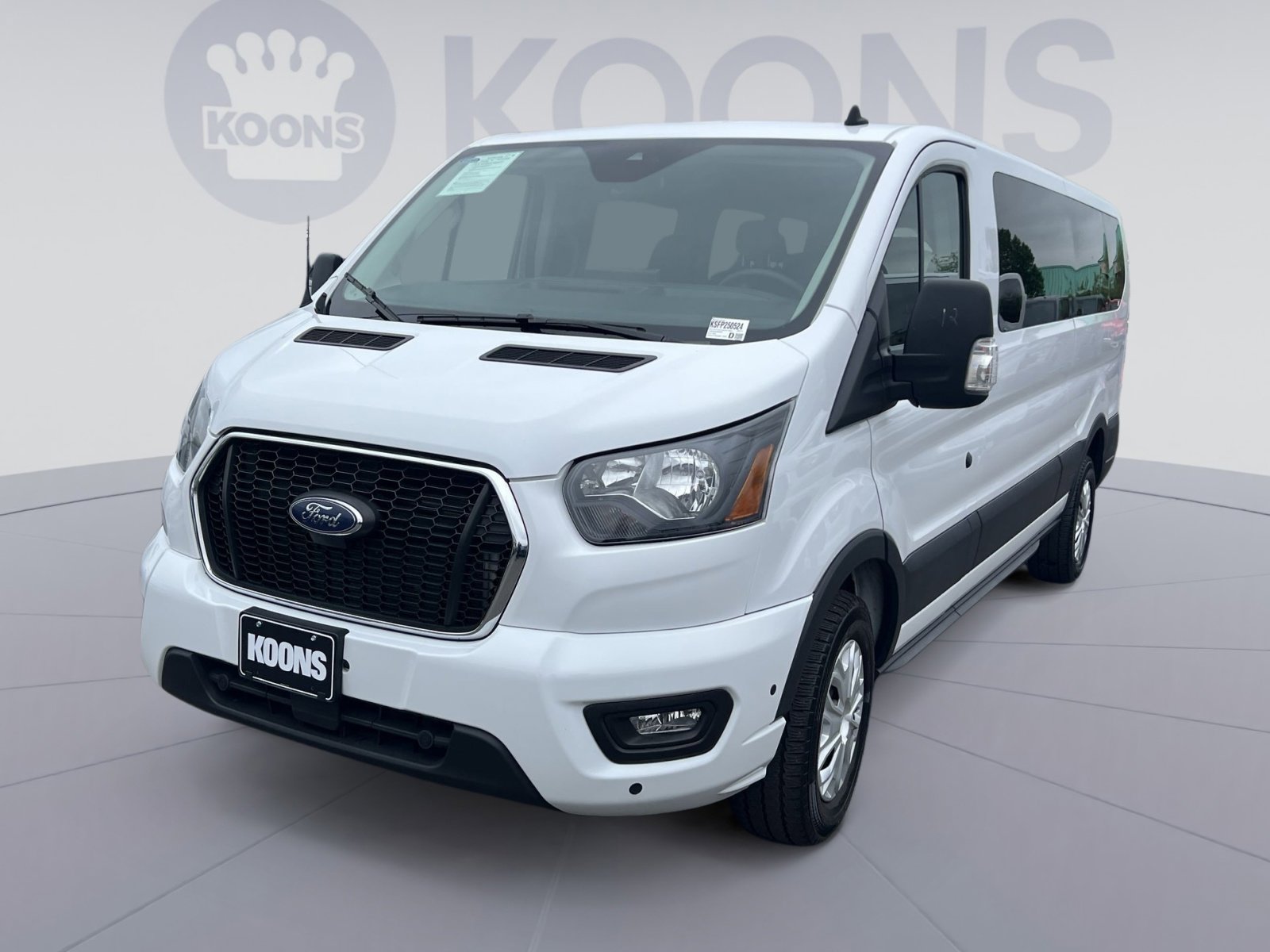 Certified 2025 Ford Transit 350 XLT RWD image 5