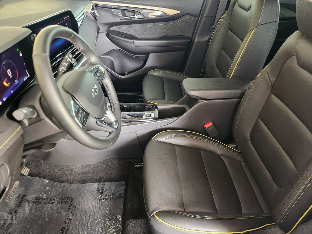 Used 2025 Chevrolet TrailBlazer ACTIV FWD image 13