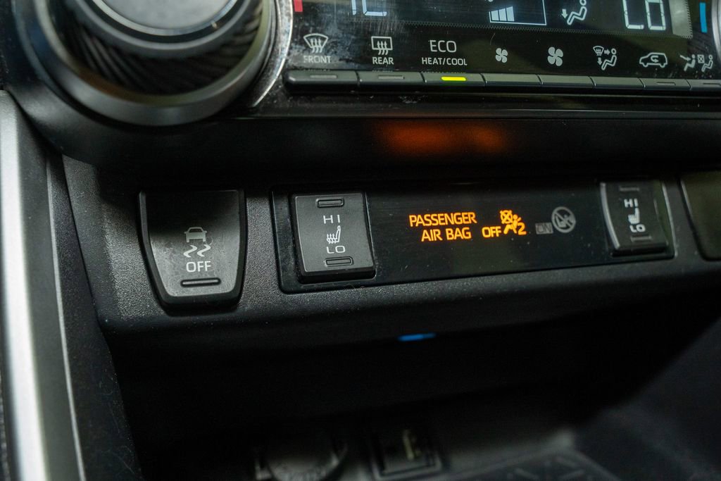 Used 2019 Toyota RAV4 XSE w/ XSE Weather Package image 16