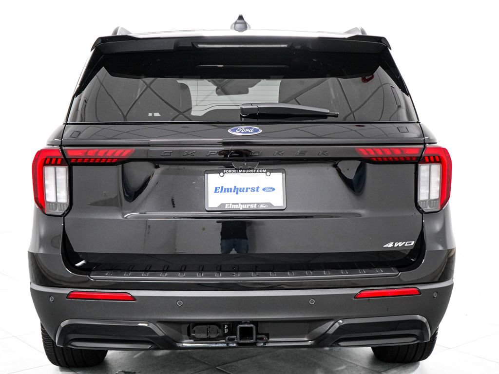 New 2026 Ford Explorer ST-Line w/ ST-Line Street Pack AWD/4WD image 7