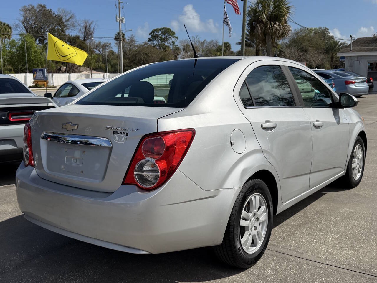 Used 2014 Chevrolet Sonic LT FWD image 8