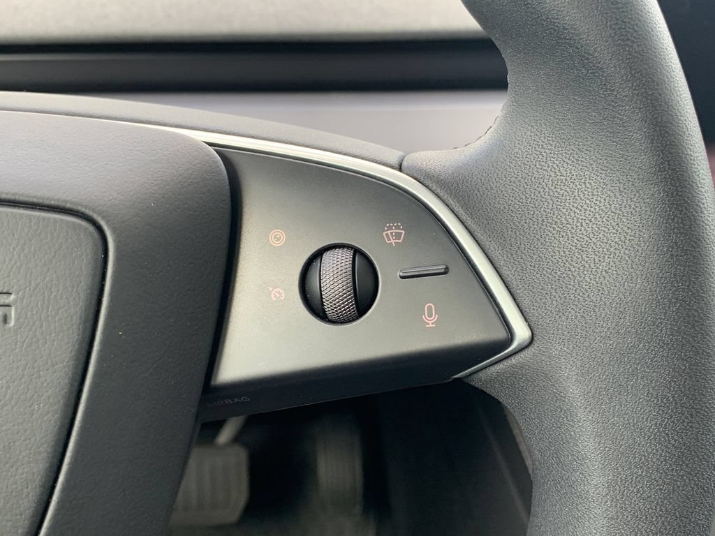 Used 2025 Tesla Model 3 Long Range RWD image 14