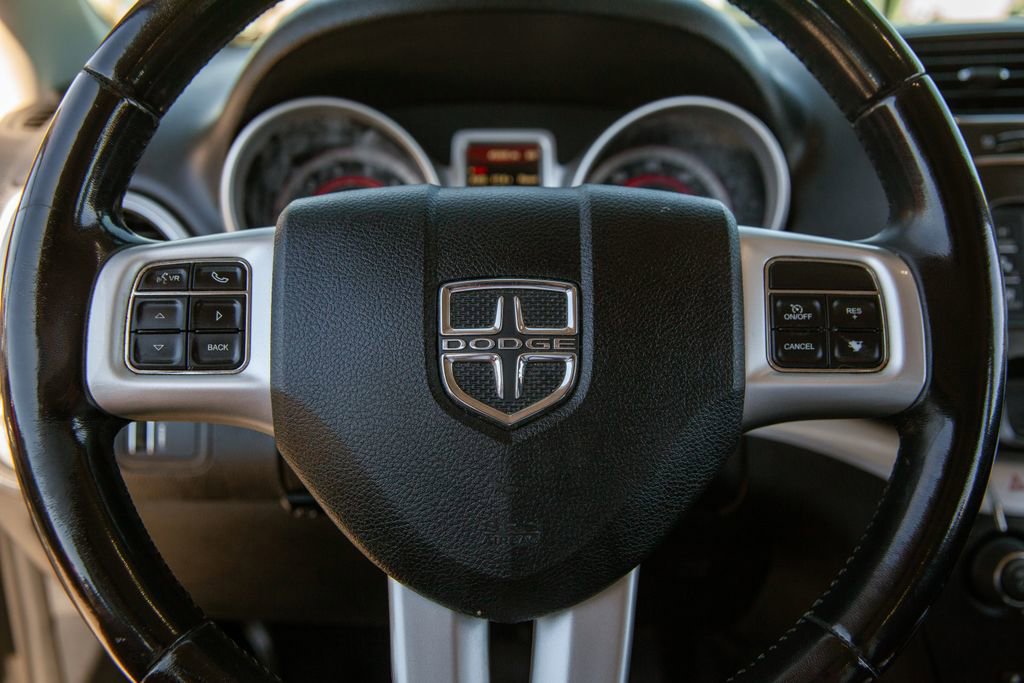 Used 2019 Dodge Journey SE w/ Connectivity Group image 18